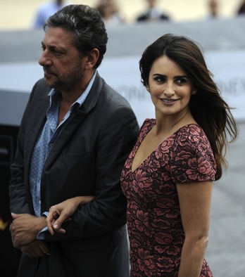 Sergio Castelitto eta Penelope Cruz, ‘Venuto al mondo’ filmaren aurkezpenean. (Rafa RIVAS/AFP)