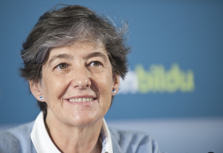 Laura Mintegi, EH Bilduren Lehendakaritzarako hautagaia, larunbatean Donostian egin zuen ekitaldian. Jon URBE / ARGAZKI PRESS
