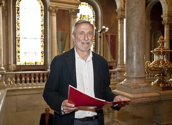 El portavoz del grupo municipal de Bildu en el Ayuntamiento de Bilbo, Txema Azkuenaga. (Jon HERNAEZ/ARGAZKI PRESS)