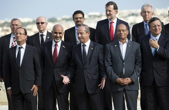 Foto de familia de los líderes que reunidos en la capital de Malta. (Ian LANGSDON/AFP PHOTO)