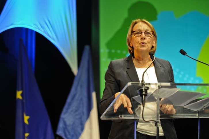 La ministra Marilyse Lebranchu, durante la convención intercomunal celebrada en Biarritz en octubre. (Nicolas MOLLO)