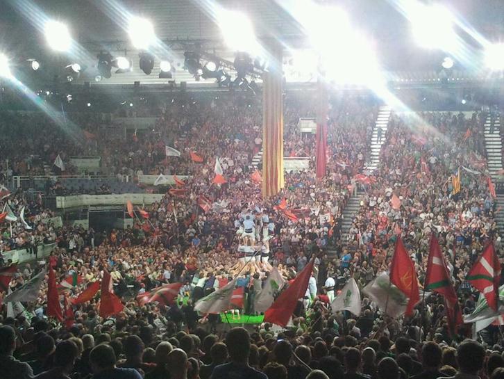 BECeko ekitaldiko une bat, @EnekoAnder erabiltzaileak Twitterren zabaldu duen argazkian