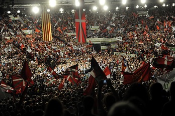 Imagen del BEC abarrotado de gente en el acto principal de EH Bildu. Marisol RAMIREZ / ARGAZKI PRESS