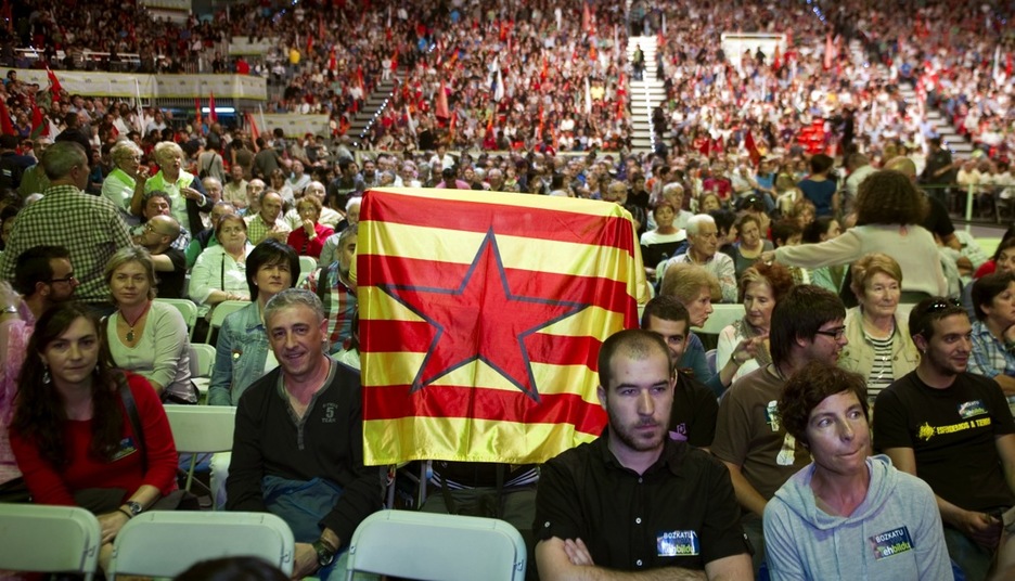 Kataluniako bandera ere izan da BECen. (Marisol RAMIREZ/ARGAZKI PRESS) Kataluniako bandera ere izan da BECen. (Marisol RAMIREZ/ARGAZKI PRESS)