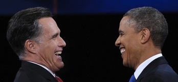 Mitt Romney y Barcak Obama durante el tercer y último debate presidencial. (Saul LOEB/AFP)