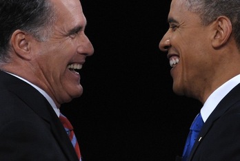El republicano Mitt Romney y el demócrata Barack Obama durante el último debate electoral. (Saul LOEB/AFP PHOTO)