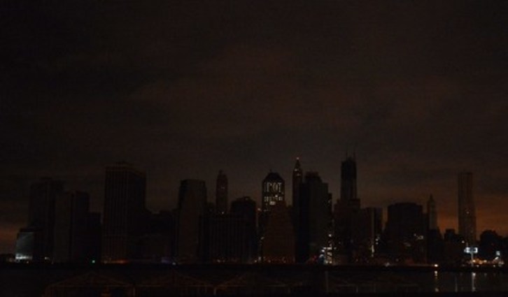 Nueva York, una «ciudad fantasma» que recupera la normalidad tras el paso de Sandy. (Stan HONDA/AFP)