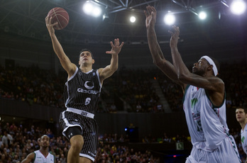 El Gescrap Bizkaia continúa con su racha positiva. (Luis JAUREGIALTZO / ARGAZKI PRESS)