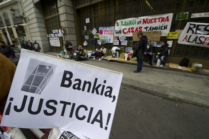 Imagen de archivo de una protesta para reclamar justicia en el ‘caso Bankia’. (Dominique FAGET/AFP PHOTO)
