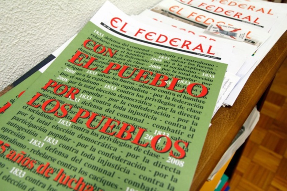 Ejemplares de ‘El Federal’, órgano carlista. (Gotzon ARANBURU)