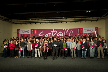 Decenas de militantes han acudido a la presentación de Sortu. (Idoia ZABALETA / ARGAZKI PRESS)