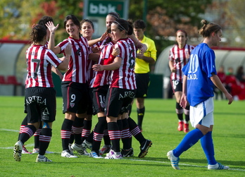 Athleticeko neskek erraz irabazi dute gaur Lezaman. (Monika DEL VALLE / ARGAZKI PRESS)