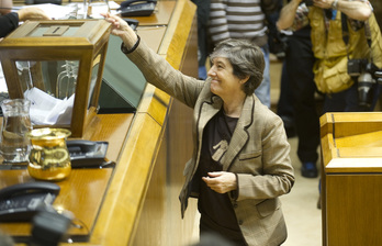 Laura Mintegi durante el pleno de constitución del Parlamento de Gasteiz. (Raul BOGAJO / ARGAZKI PRESS)