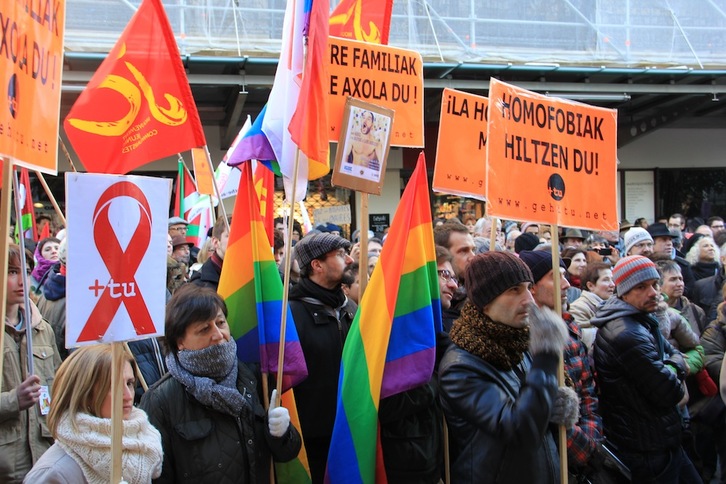 Cientos de manifestantes ante el congreso ‘Por la vida’. Maia SUOMI