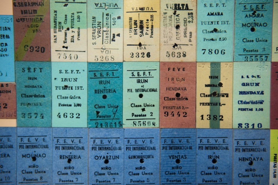 Treneko txartel zaharrak. (Gari GARAIALDE/ARGAZKI PRESS) Treneko txartel zaharrak. (Gari GARAIALDE/ARGAZKI PRESS)