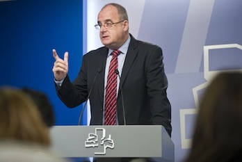 Joseba Egibar ha comparecido tras registrar la candidatura de Iñigo Urkullu. (Juanan RUIZ/ARGAZKI PRESS)