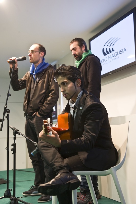 Jorge Pisa, Amets Arzallus eta Arkaitz Estiballes atzoko aurkezpenean. (Juanan RUIZ / ARGAZKI PRESS)