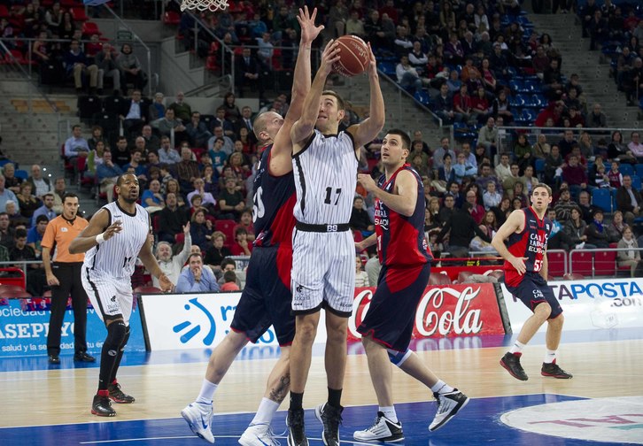 El partido se ha resuelto en la última jugada. (Raul BOGAJO / ARGAZKI PRESS)