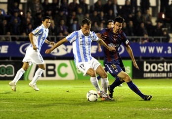 Eibar eta Malagaren arteko partida, Ipuruan. (Juanan RUIZ/ARGAZKI PRESS)
