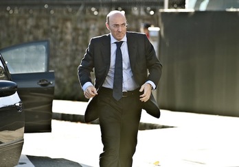 El delegado del Gobierno español en la CAV, Carlos Urquijo. (Luis JAUREGIALTZO/ARGAZKI PRESS)