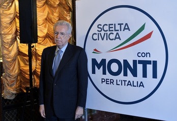 Mario Monti, durante la presentación de la lista ‘Elección Cívica con Monti por Italia’. (Alberto PIZZOLI/AFP)