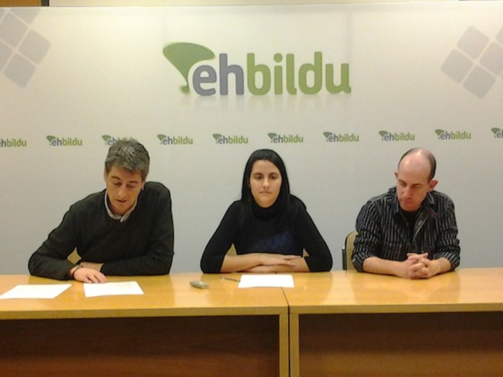 Oskar Matute, Arri Zulaika y Josu Murgia, representantes de la coalición abertzale. (EH BILDU)