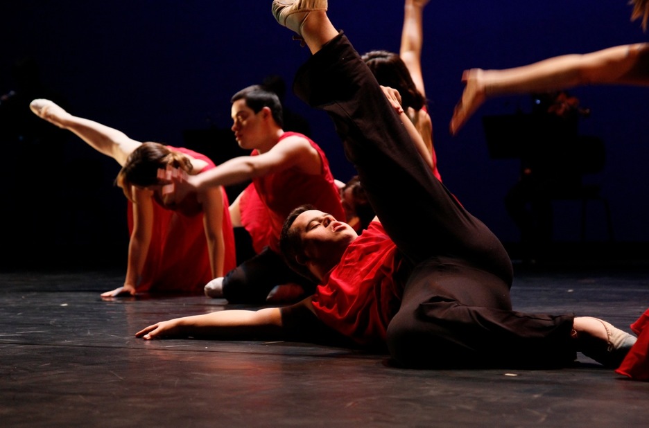 Azkeneko entsegu orokorrean ere urduritasuna nabari zen. (Gotzon ARANBURU)