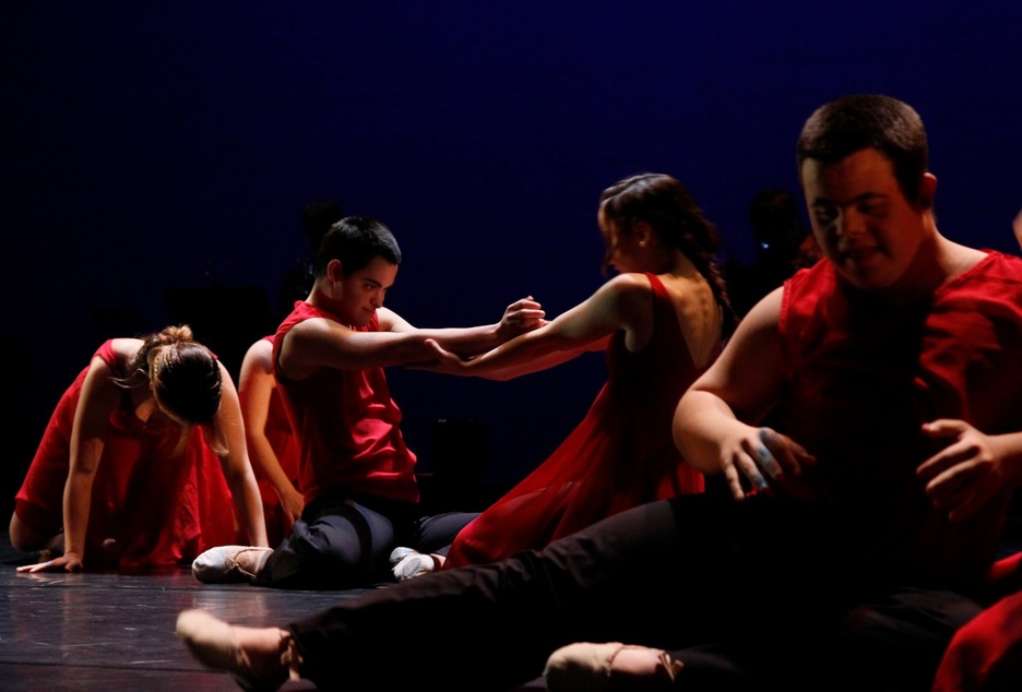 ‘Zu zeu’, ‘Argira’ eta ‘Baga, biga, higa’ piezak eskaini zituzten Victoria Eugenian. (Gotzon ARANBURU)