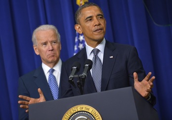 Obama ha anunciado las nuevas medidas acompañado del vicepresidente del país, Joe Biden. (Mandel NGAN/AFP)