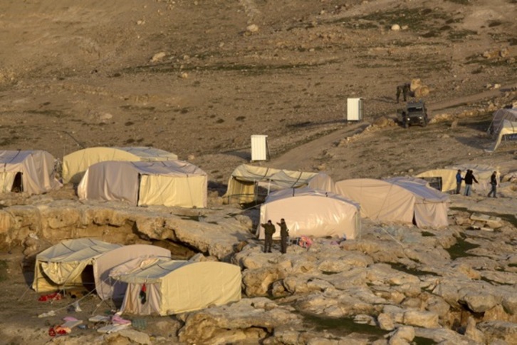 Imagen del campamento de Bab al-Shams, en la zona conocida como E1. (Menahem KAHANA/AFP)