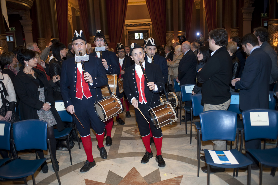 Txistulariak Urrezko Danborraren ekitaldian.