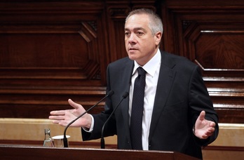 Pere Navarro, durante su intervención en el debate del Parlament. (Quique GARCÍA/AFP)