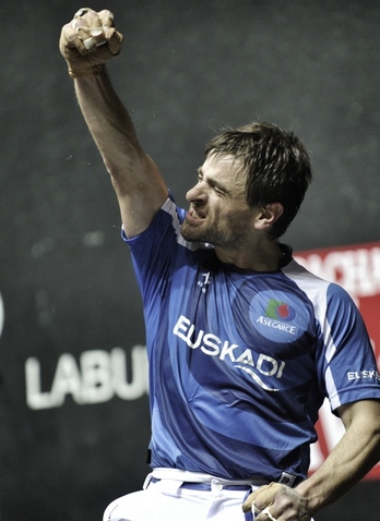 Berasaluze egindako tanto bat ospatzen. (ARGAZKI PRESS)