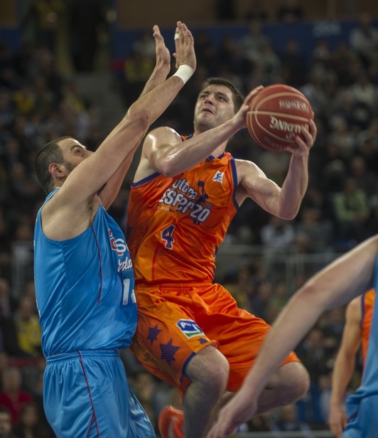 Tercer partido de semifiinales de Copa, con victoria para el Valencia. (Juanan RUIZ/ARGAZKI PRESS)