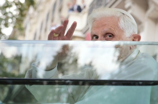 Benedicto XVI, en una imagen de archivo. (Olivier LABAN-MATTEI/AFP)