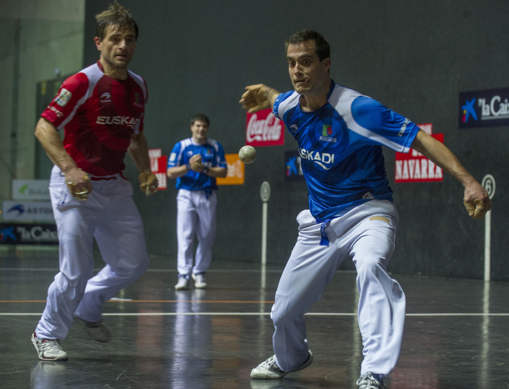 Bengoetxea eta Berasaluze Bizkaia pilotalekuan. (Monika DEL VALLE / ARGAZKI PRESS)