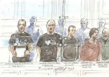 Retrato de los acusados, ante el tribunal especial de París. (Benoit PEYRUCQ/AFP PHOTO)