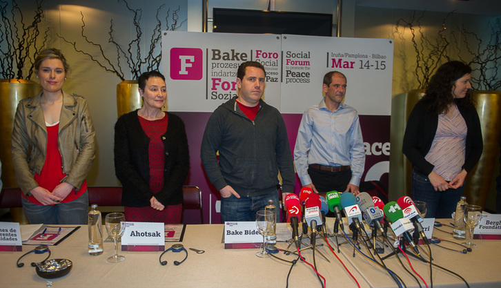 Mireia Zarate, Jone Goirizelaia, Peio Dufau, Paul Ríos y Vanessa Prinz. (Monika del VALLE/ARGAZKI PRESS)
