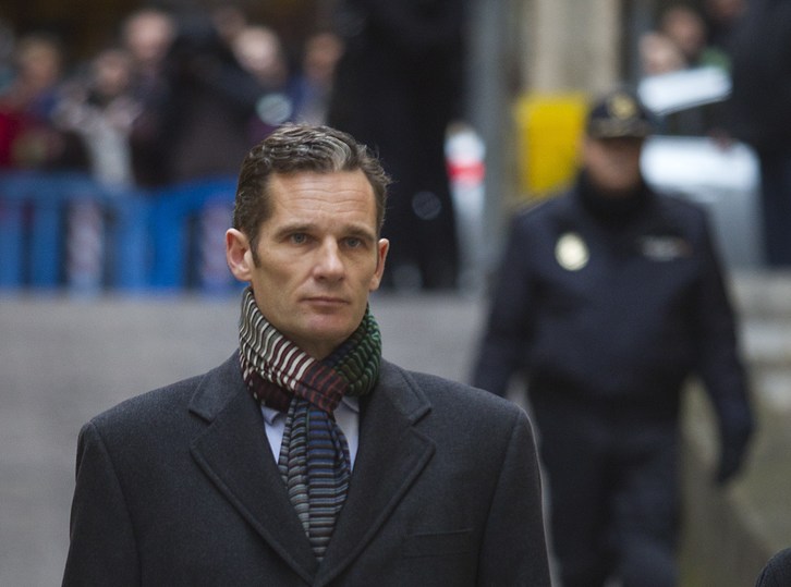 Iñaki Urdangarin, camino al juzgado de Palma cuando declaró como imputado. (Jaime REYNA / AFP)