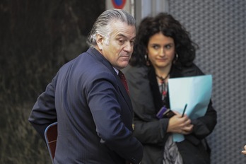 Bárcenas, a su llegada a la Audiencia Nacional, donde ha declarado durante tres horas. (Pedro ARMESTRE/AFP)