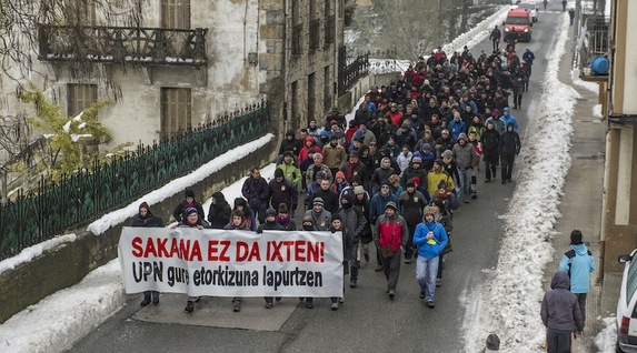 Manifestazioa egin dute Altsasun greba orokorraren harira. (Lander Fdz ARROIABE/ARGAZKI PRESS)