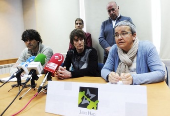 De izquierda a derecha, Endika Intxausti, Mikel Urra y Mati Iturralde. (ARGAZKI PRESS)