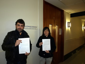 Sergio Labayen y Maider Caminos, miembros de Herrira, han interpuesto sendos recursos contra las prohibiciones. (HERRIRA)