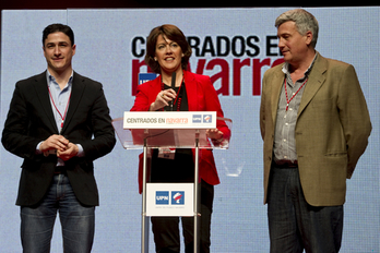 Alberto Catalán y Yolanda Barcina, juntos durante el congreso de UPN. (Iñigo URIZ/ARGAZKI PRESS)