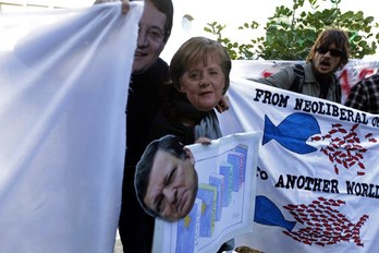 Ciudadanos chipriotas han encabezado numerosas protestas con mandatarios europeos como protagonistas. (Patrick BAZ/AFP)