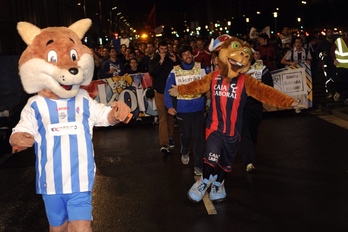 Iluntzean heldu da Korrika Gasteizera eta giroa bikaina izan da. (ARGAZKI PRESS)