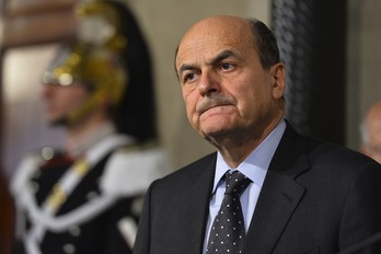 Bersani ha aceptado el encargo de Napolitano para formar un nuevo Gobierno. (Vincenzo PINTO/AFP)