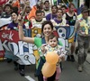 Haurrez gain, gurasoek ere eman diote atxikimendua. (Jon HERNAEZ/ARGAZKI PRESS)