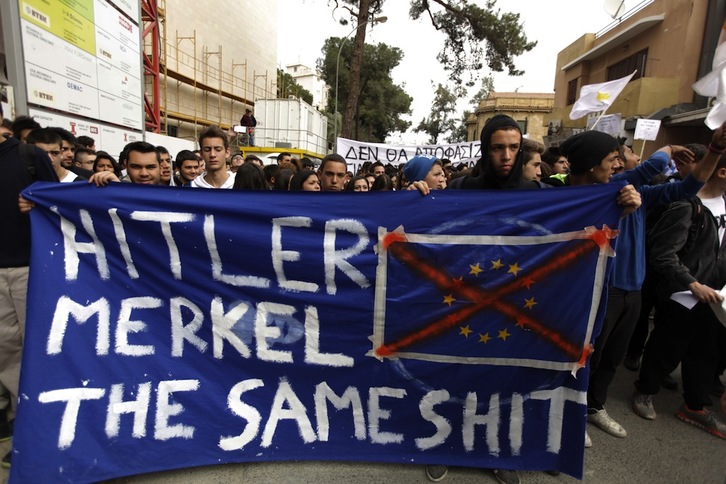 Europar Batasunaren aurkako jarrera asko azkartu du Zipren azken asteetako egoerak.  (Patrick BAZ / AFP PHOTO)