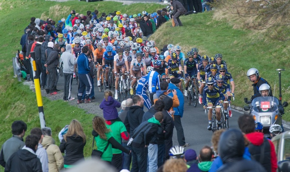 Tropel nagusia, Azurkin gora. (Andoni CANELLADA/ARGAZKI PRESS)